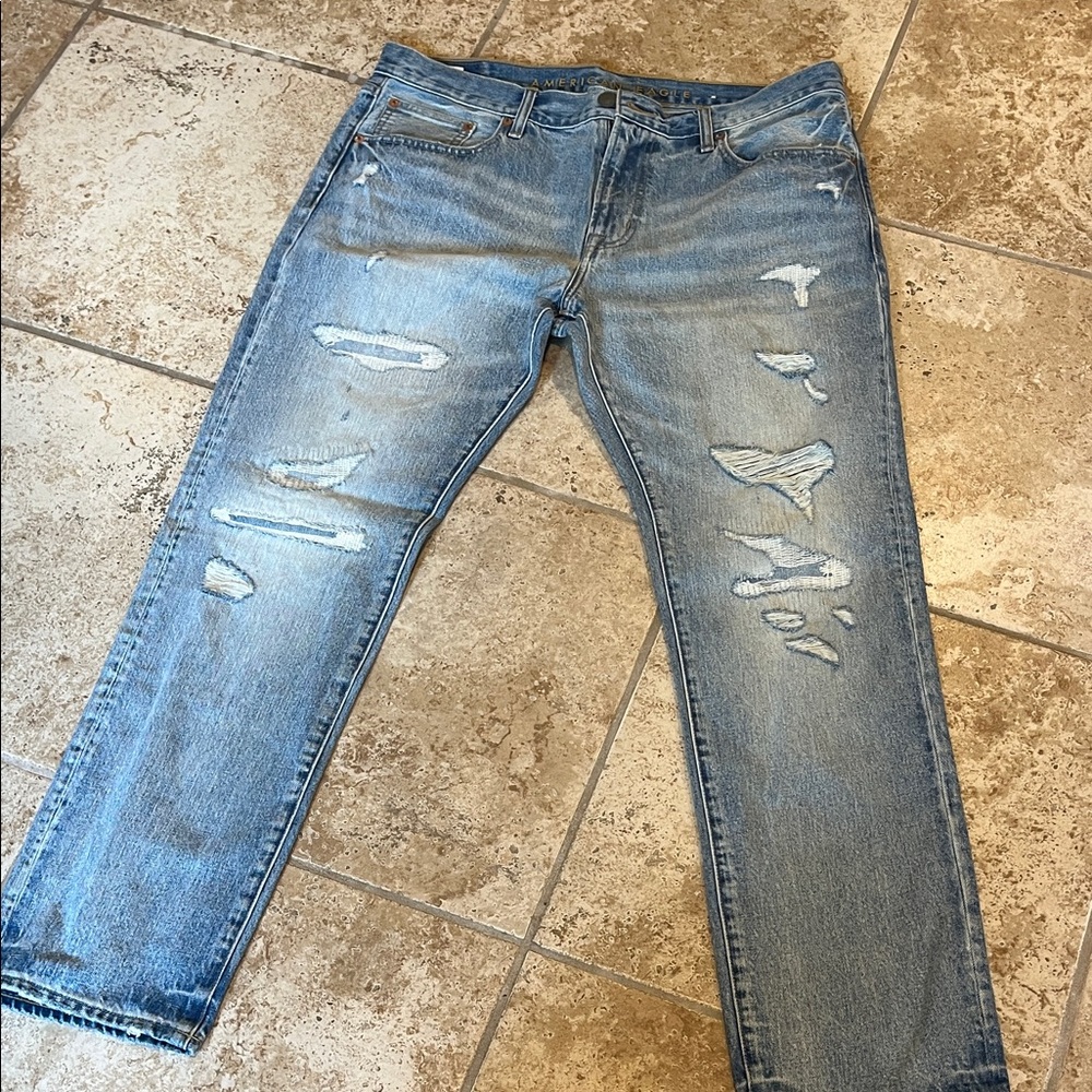 American Eagle Outfitters Light Blue Distressed Jeans
